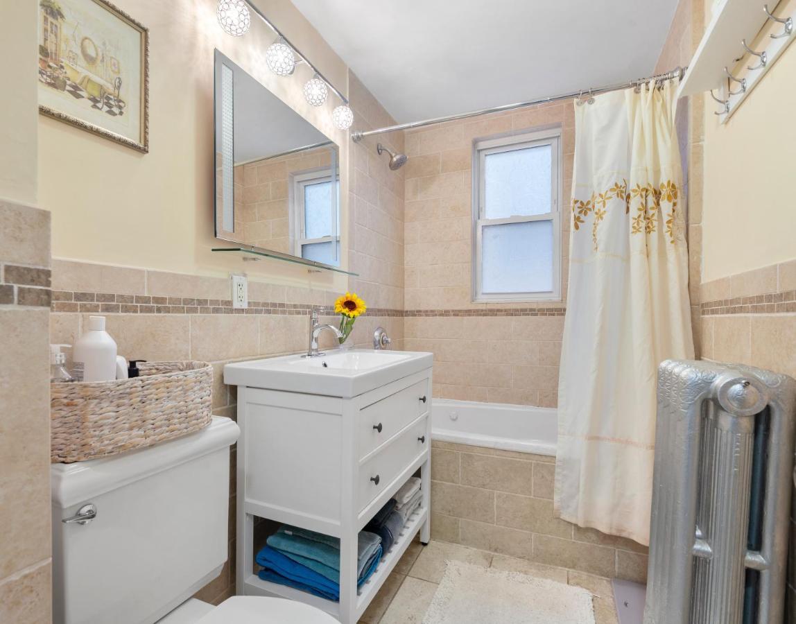 Bright & Spacious 2Br Apartment, Mins From Downtown Boston, Parking Экстерьер фото