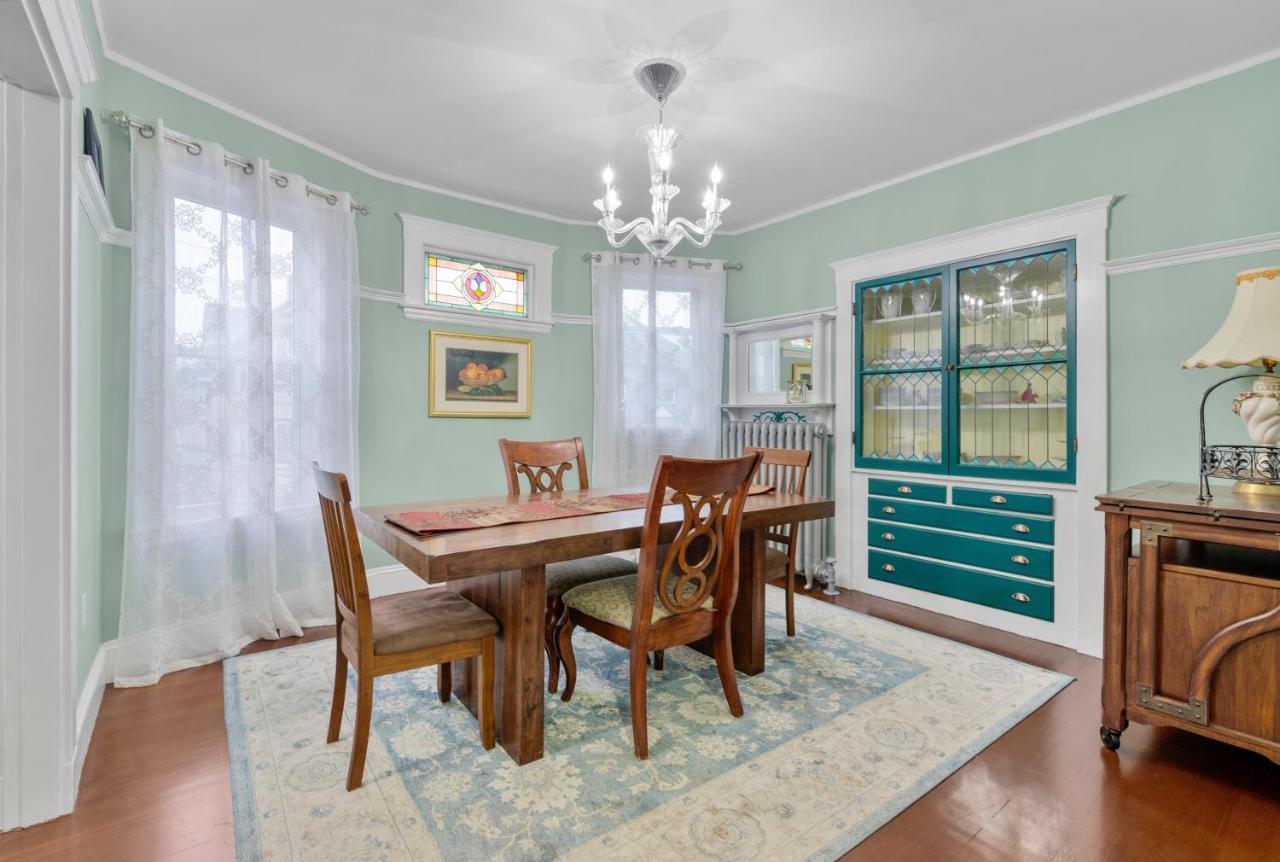Bright & Spacious 2Br Apartment, Mins From Downtown Boston, Parking Экстерьер фото
