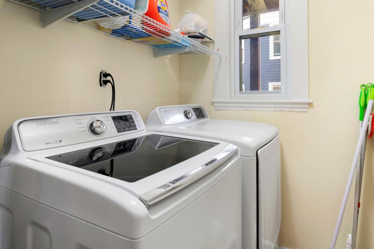Bright & Spacious 2Br Apartment, Mins From Downtown Boston, Parking Экстерьер фото