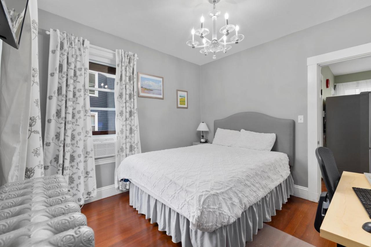 Bright & Spacious 2Br Apartment, Mins From Downtown Boston, Parking Экстерьер фото