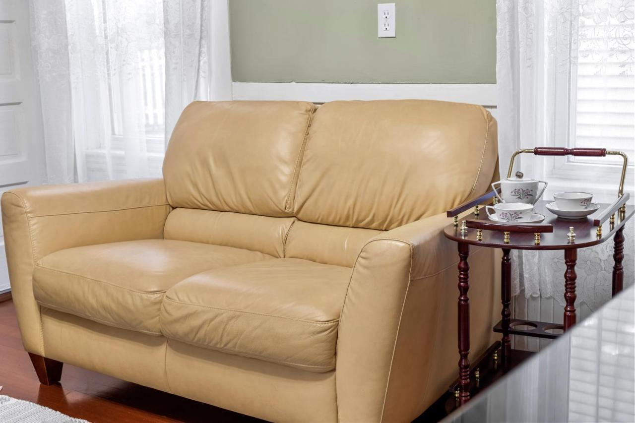 Bright & Spacious 2Br Apartment, Mins From Downtown Boston, Parking Экстерьер фото
